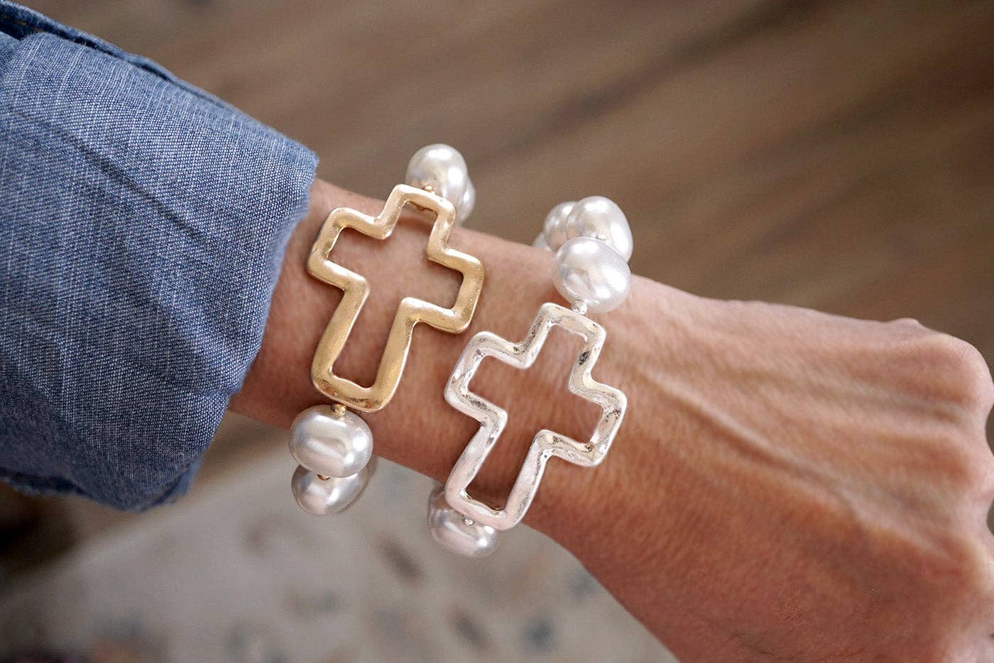 Chunky Pearl Cross Bracelet - Gold or Silver Tone