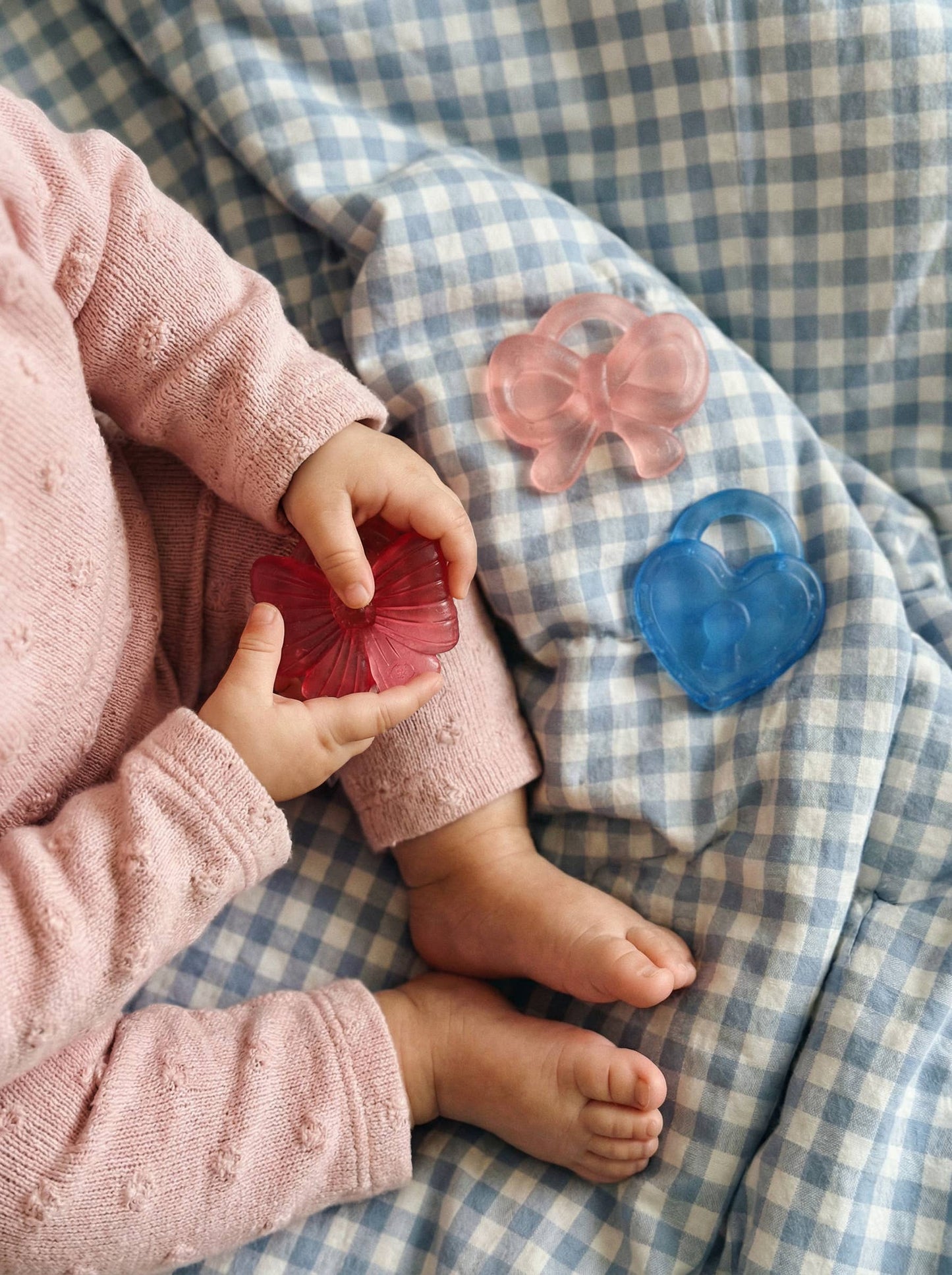 Cutie Coolers™ Coquette Bow Teethers - Itzy Ritzy