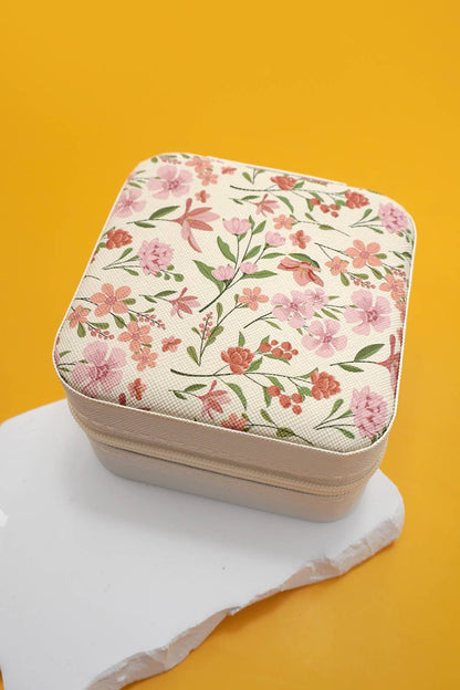 Designed Travel Jewelry Organizer Case