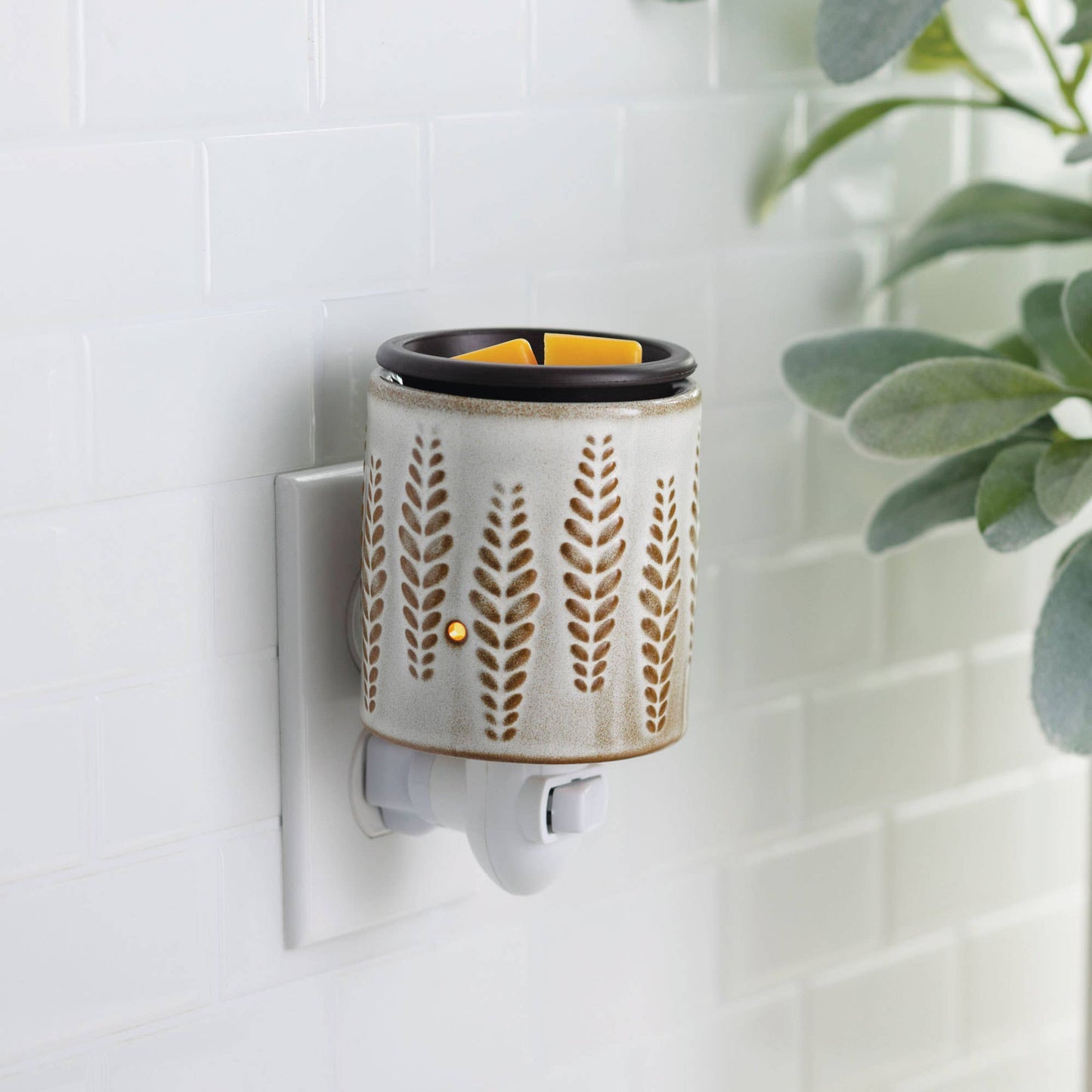 Wheat & Ivory Flip Dish Pluggable Fragrance Wax Warmer