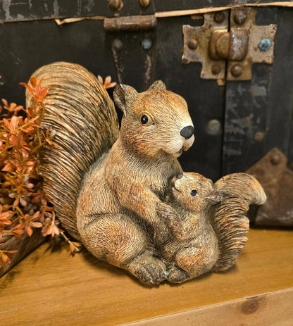 Snuggles Mama and Baby Squirrel Statuary 7 x 6" - Resin