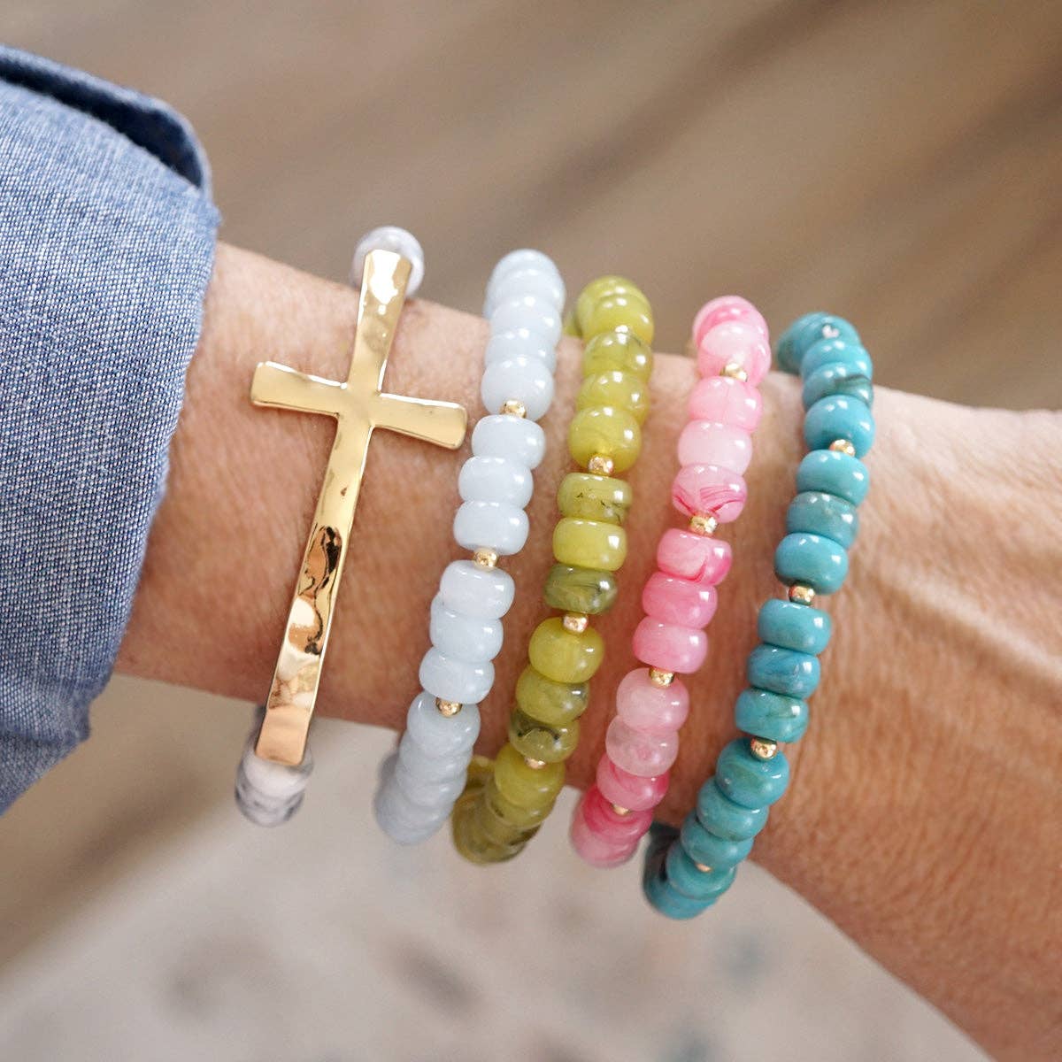 Beaded Rondelle Acrylic Cross Bracelet