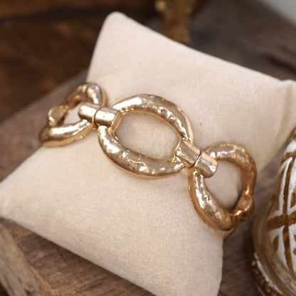 Sunlit Orbit Chunky Hammered Link Stretch Bracelet