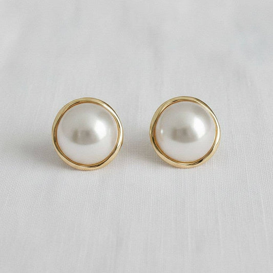 Gold Tone Outline Pearl Stud Earrings