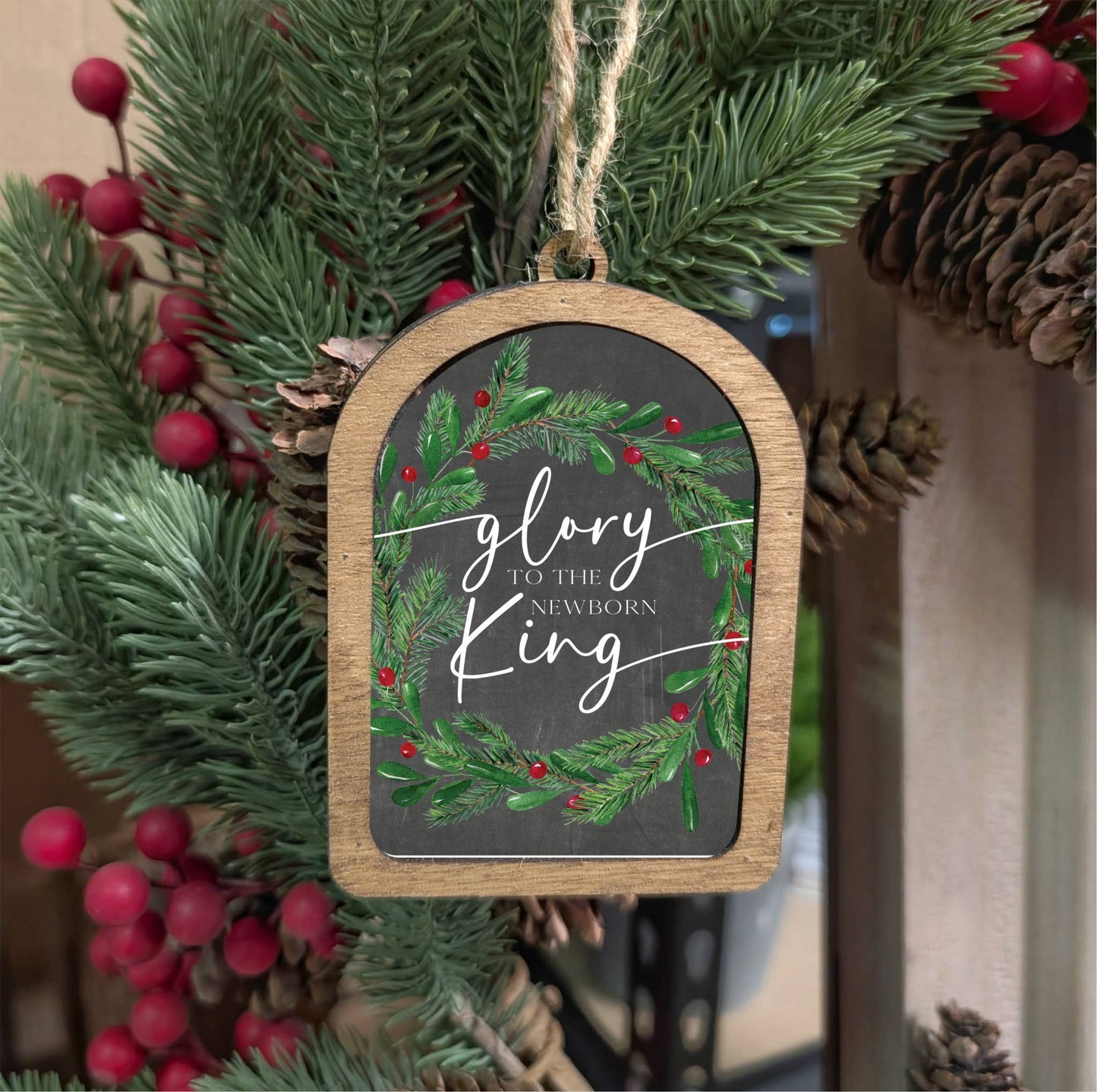 Framed Arch Ornament Glory to the Newborn King