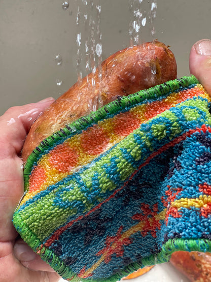 Skrubba Scrubbing Cloth by Wet-It! - Vogue Pattern